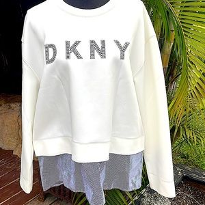 DKNY The EVERYWHERE Sweatshirt. Rhinestone logo. And shirttail. Size L